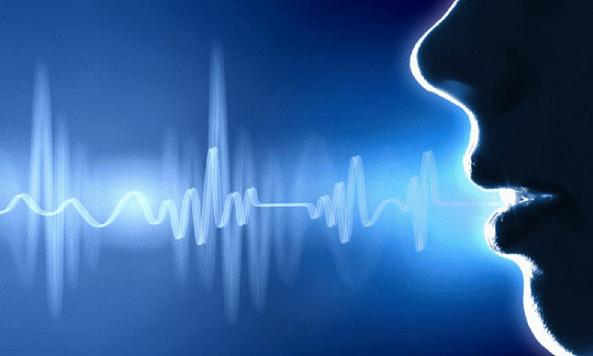 Cómo el sonido de nuestra voz puede ayudar a diagnosticar el Parkinson y otras enfermedades cerebrales