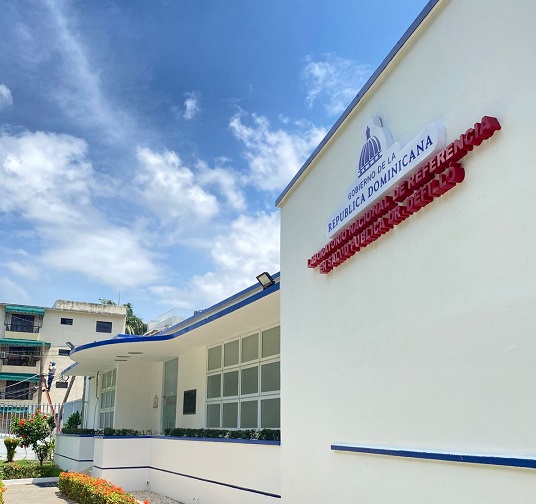 Laboratorio Nacional Doctor Defilló logra acreditación internacional bajo la norma ISO 15189