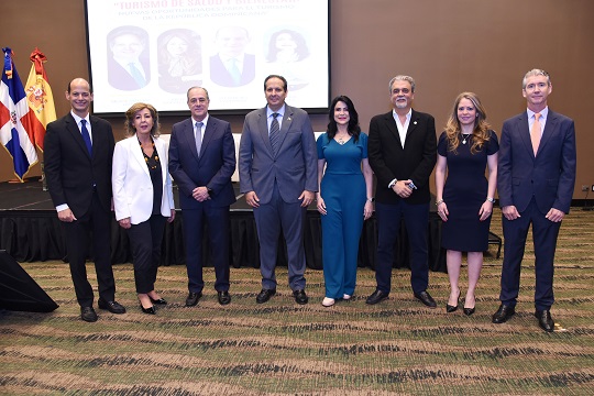 Alejandro Cambiaso, Pilar Serret Murga, Francisco (Paco) Pérez, Víctor Elías Atallah, Amelia Reyes, Artur cabre, Brenda Morales Mejía y Ricardo Felip